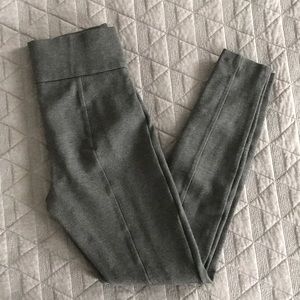 ON Leggings w/ Built-in Sculpt